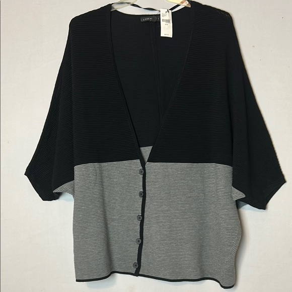 Lane Bryant Tops - Lane Bryant Women’s Button Down Shirt Top Size 22/24 Dolman Sleeve NWT